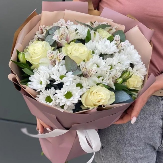 Букет цветов "Голубка"